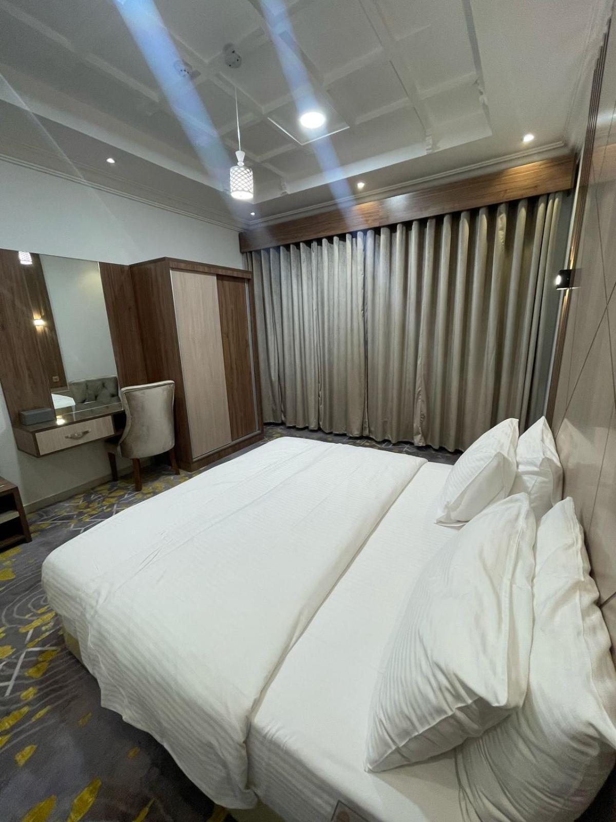 أبها ريجنسي Hotel Bagian luar foto